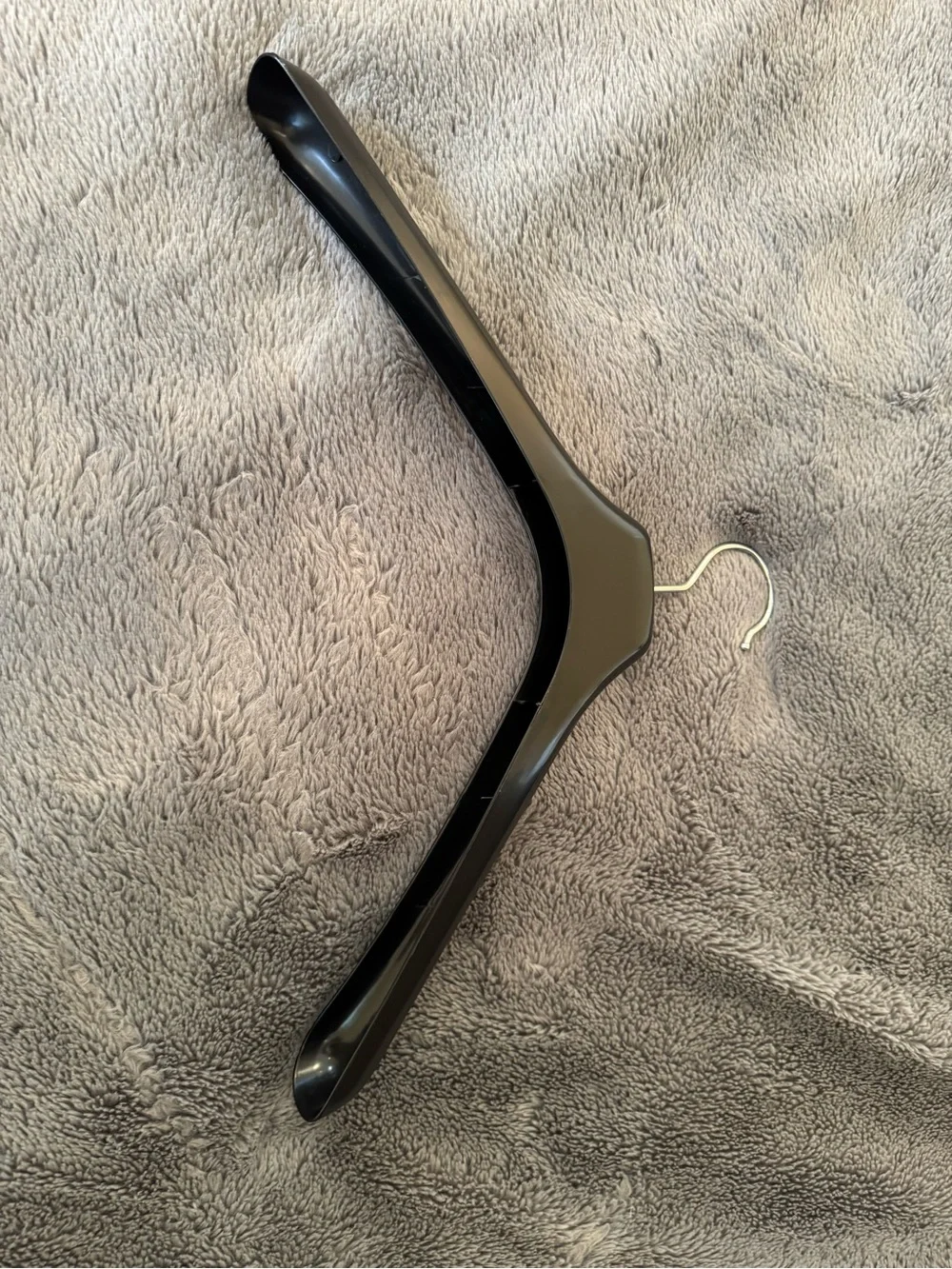 Tumi Black Suit Jacket Hanger - Wide Shoulder Plastic Hook